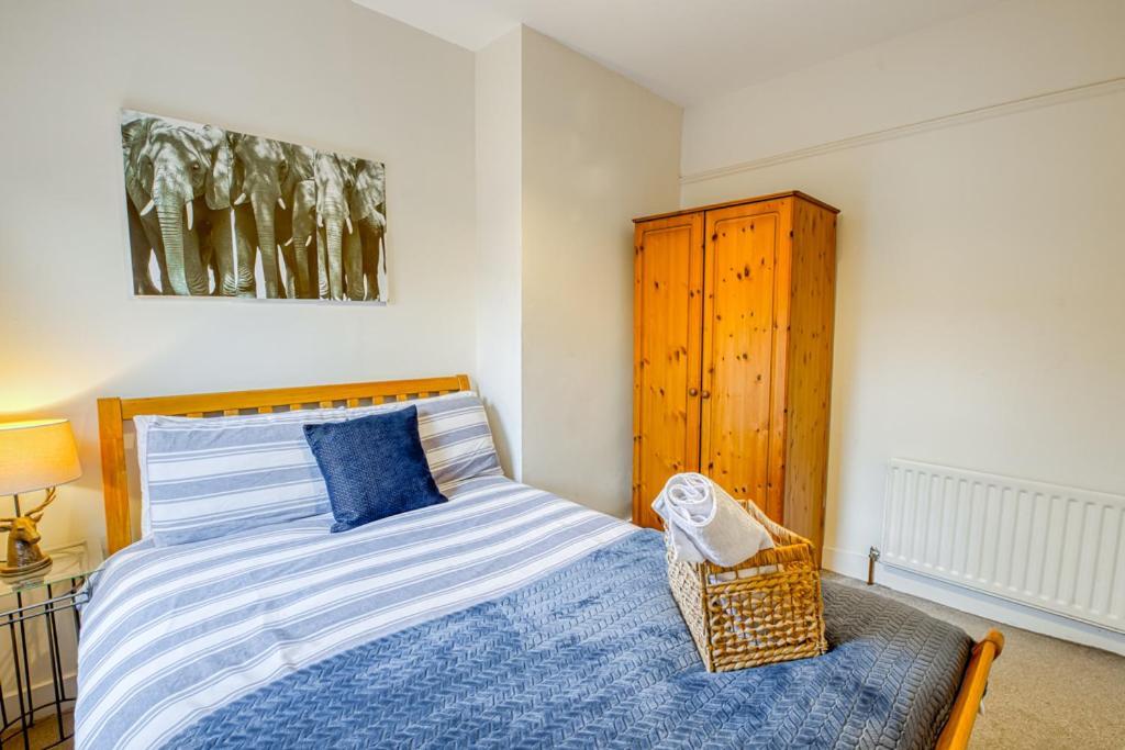 Charming City Home, Beside The Serene Ormeau Park Belfast Exteriör bild