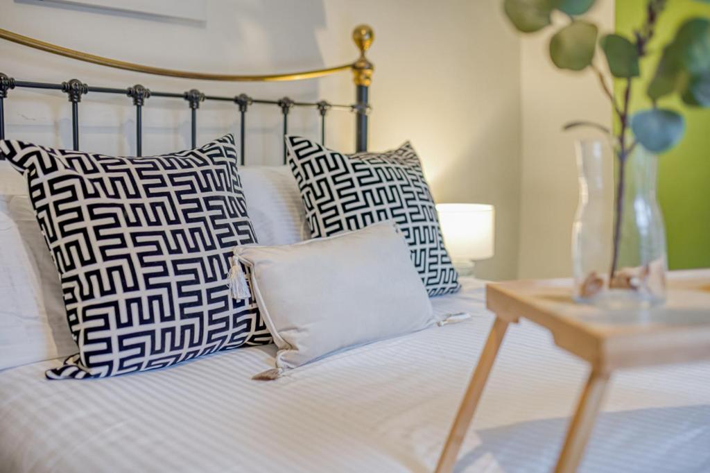 Charming City Home, Beside The Serene Ormeau Park Belfast Exteriör bild